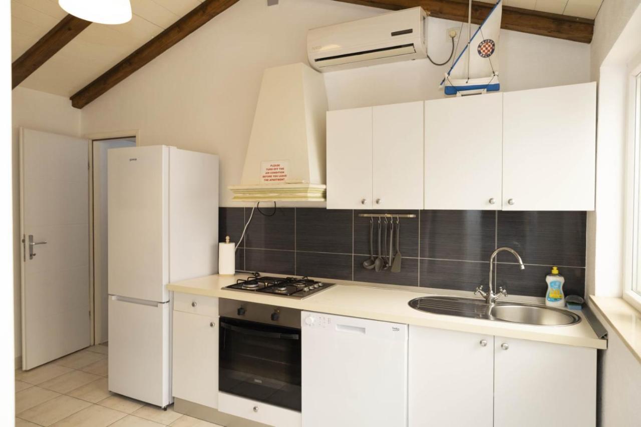 M&T Apartment Супетар Екстериор снимка