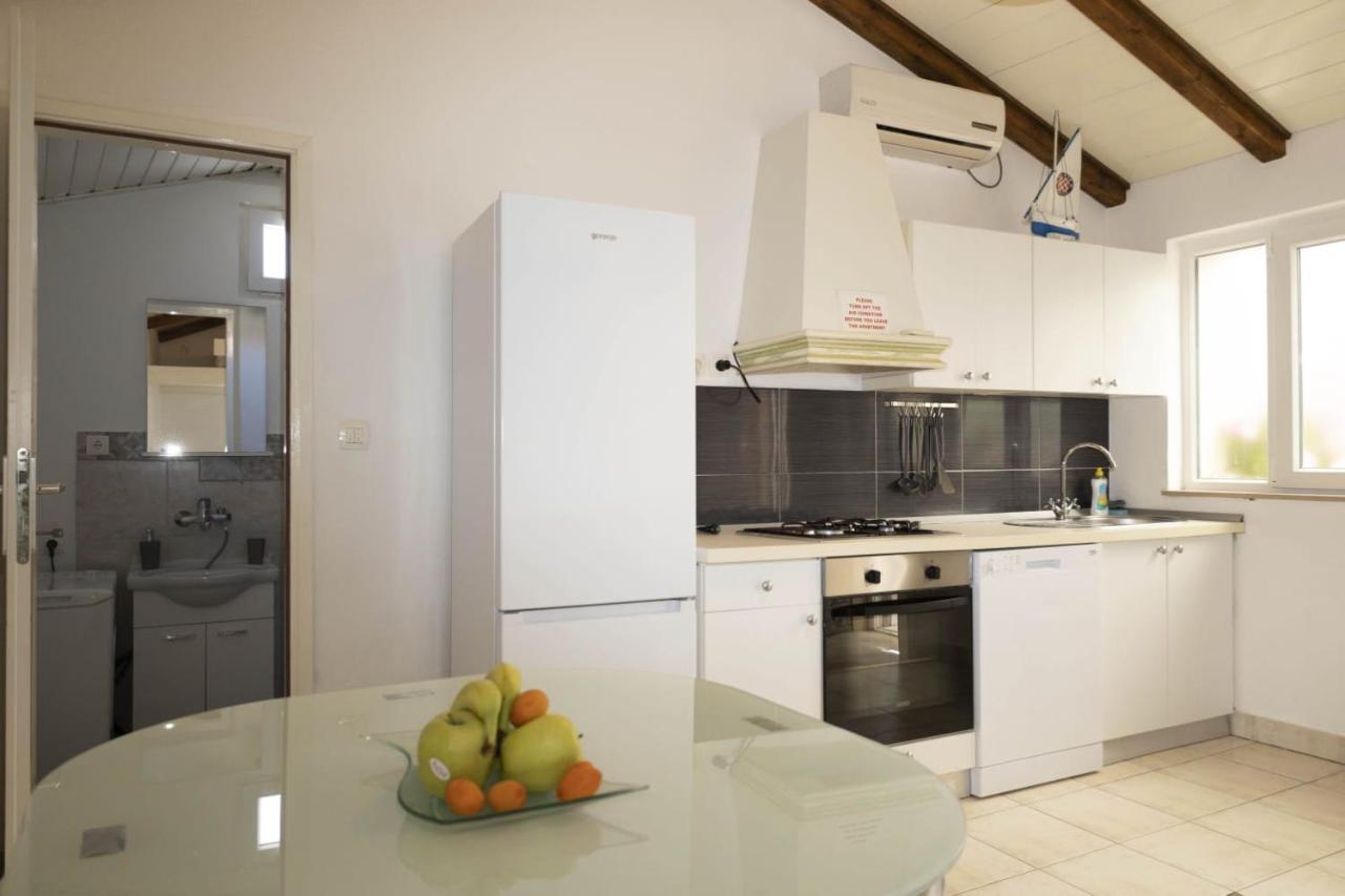 M&T Apartment Супетар Екстериор снимка